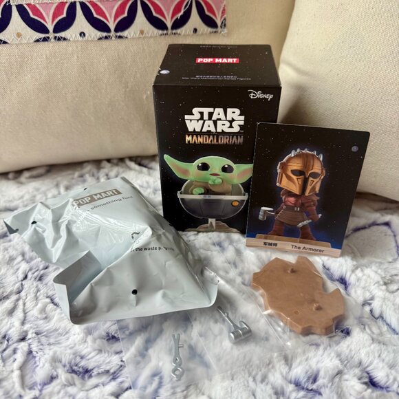 Star Wars Mandalorian Series Figure (one box) - Picture 4 of 4